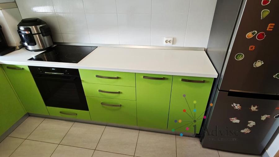 Apartament cu 2 camere decomandat în Tractorul