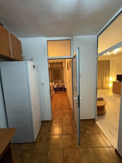 Garsonieră spațioasă, 40 mp, etaj 2, zona Câmpia Libertății - 3