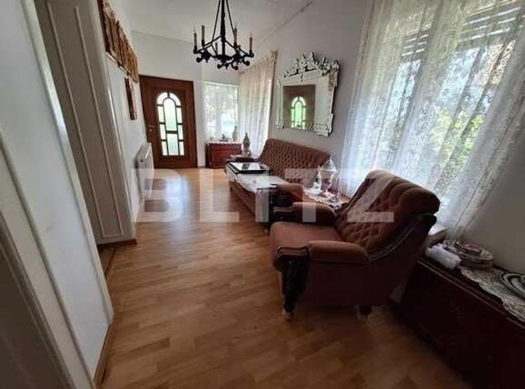 Casă cu 4 camere în Torontalului