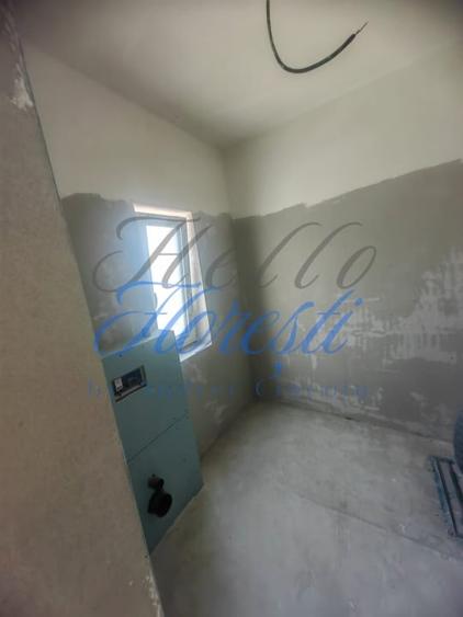 Casă individuală cu 4 camere cu Canalizare în Chinteni