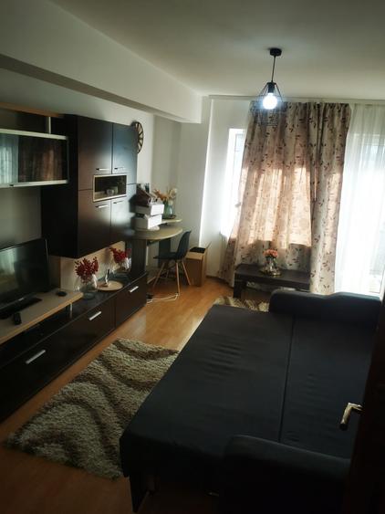 Inchiriez apartament cu 1 camera pe perioada Untold. Apartamentul este echipat complet si se afla la 2 minute de mers pe jos de festival. - 3