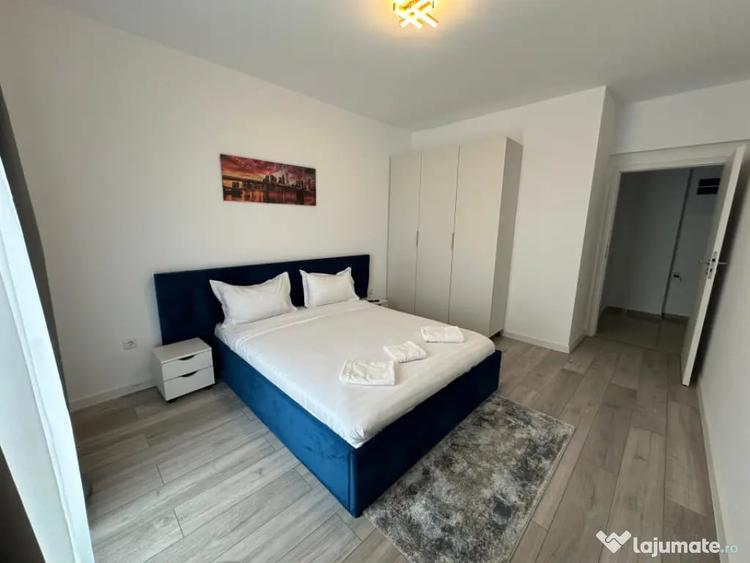 Apartament cu 3 camere decomandat în Rafinaria Vega