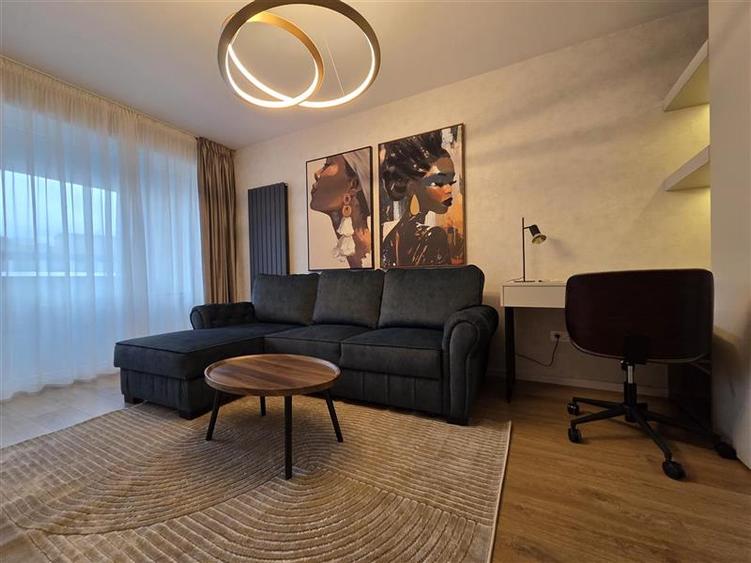Apartament cu 2 camere decomandat, mobilat în Tractorul — fotografia 1