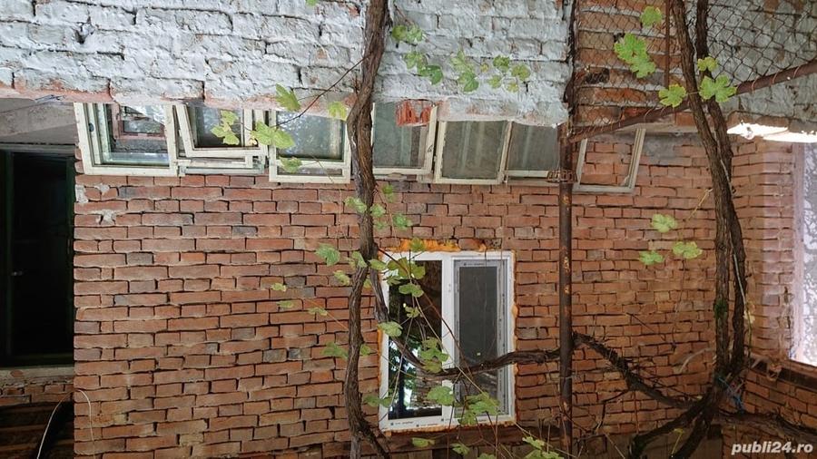 Casă cu 2 camere cu Teren 934 Mp în Tisa