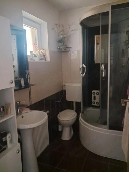 Casă cu 3 camere cu Teren 250 Mp în Giroc