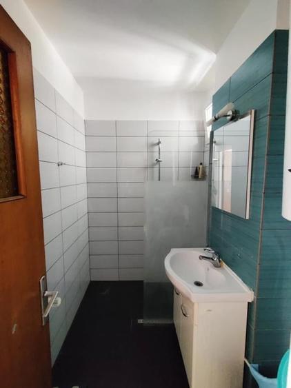 Apartament cu 3 camere decomandat, mobilat în Dristor