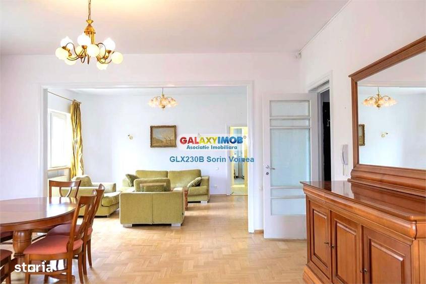 Apartament cu 4 camere, mobilat în Ștefan cel Mare