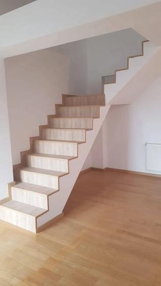 Apartament cu 4 camere decomandat în Chișoda
