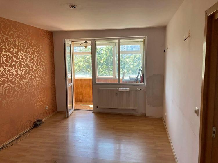 Apartament cu 2 camere semidecomandat în Obor