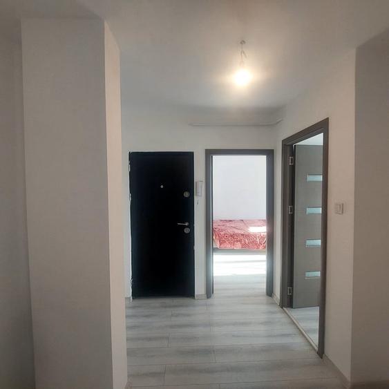 Apartament cu 2 camere decomandat în Siderurgiștilor