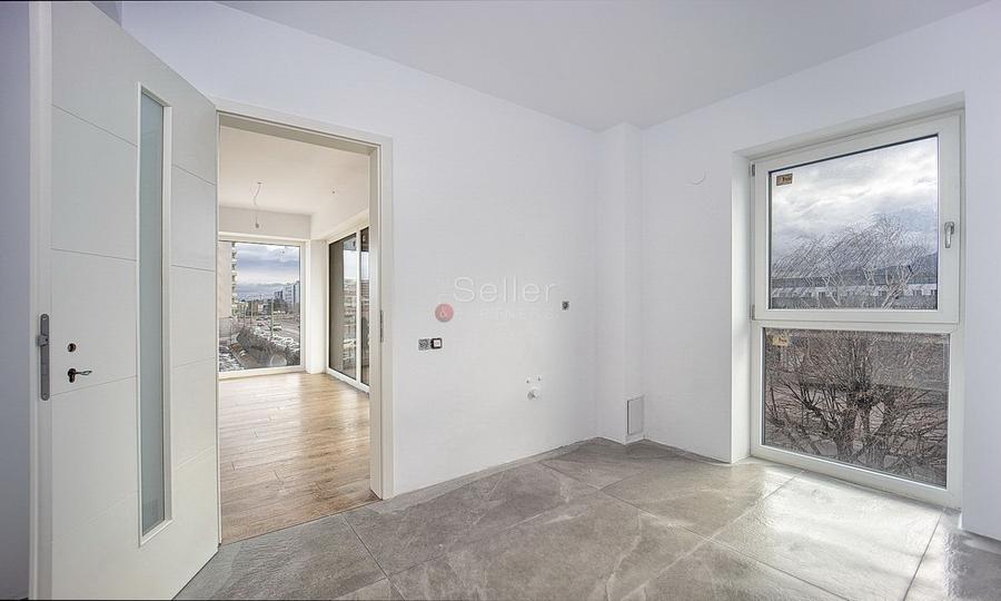 Apartament cu 2 camere decomandat în Astra