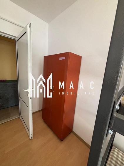 Casă individuală cu 9 camere cu Teren 400 Mp în Central