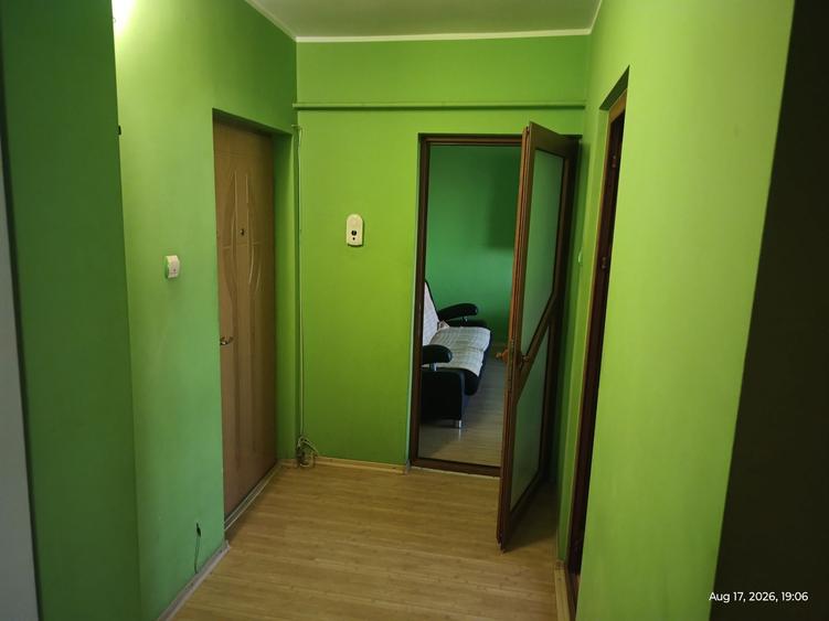 Apartament cu 2 camere decomandat în Faleză
