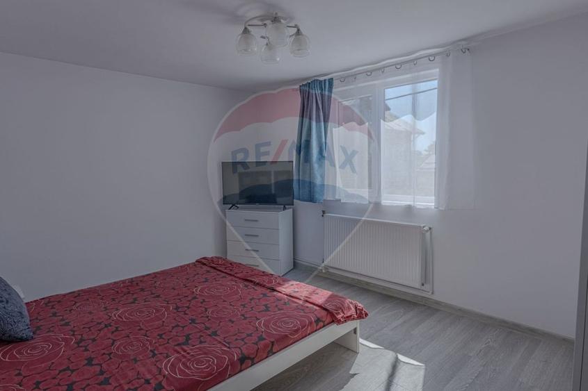 Casă individuală cu 3 camere cu Teren 160 Mp în Central