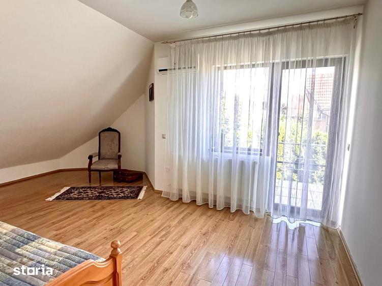 Casă cu 4 camere cu Teren 310 Mp în Central