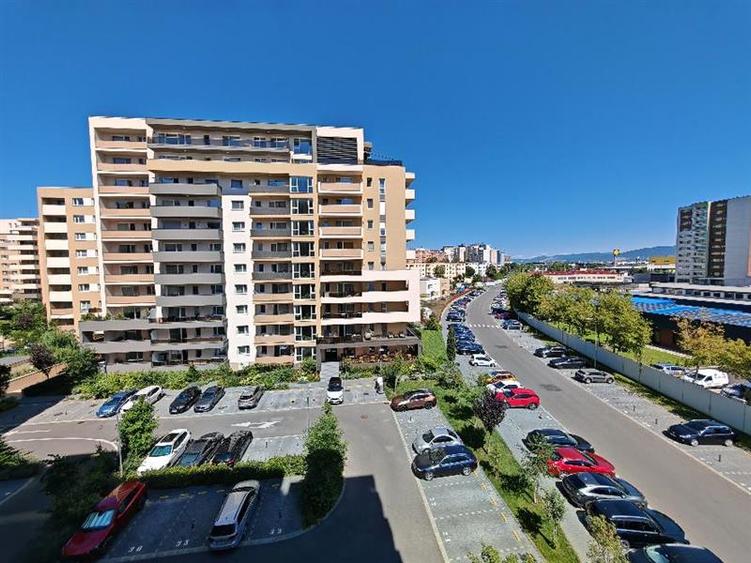 Apartament cu 3 camere decomandat, mobilat în Astra