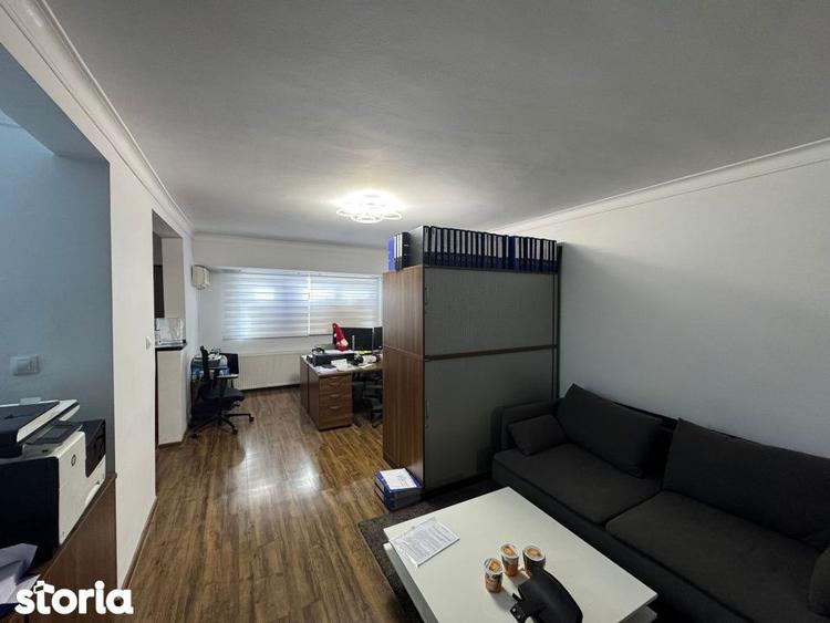 Apartament cu 2 camere semidecomandat în Centrul Civic