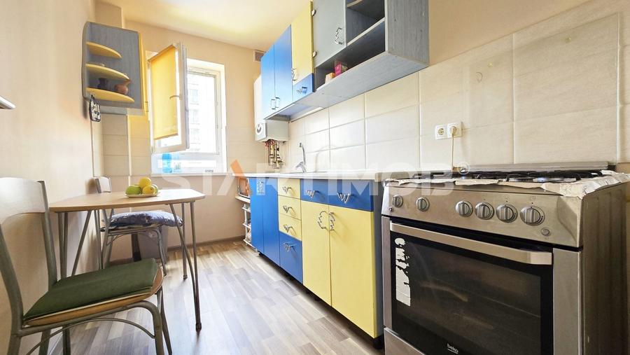 Apartament cu boxa si parcare zona Coresi - 3