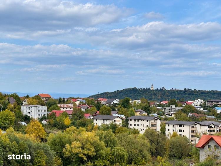 Teren de 580 mp, în Miroslava