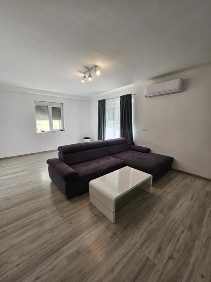 Apartament cu 2 camere decomandat în Dumbrăvița