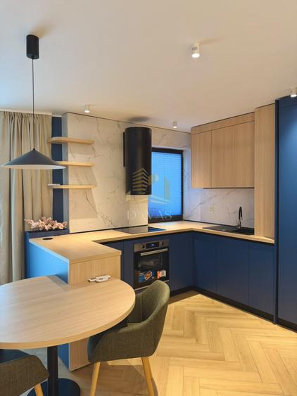 Apartament cu 2 camere semidecomandat, mobilat în Semicentral