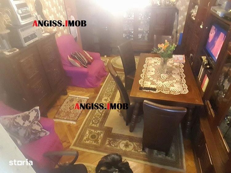 Apartament cu 3 camere decomandat în Păcii