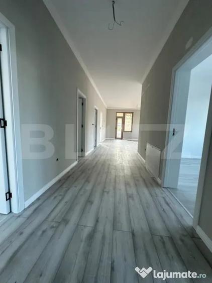 Casă cu 4 camere cu Teren 500 Mp în Central
