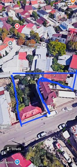 Casă cu Teren 767 Mp în Central