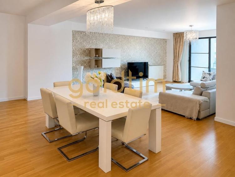 Apartament cu 3 camere decomandat, mobilat în Iancu Nicolae