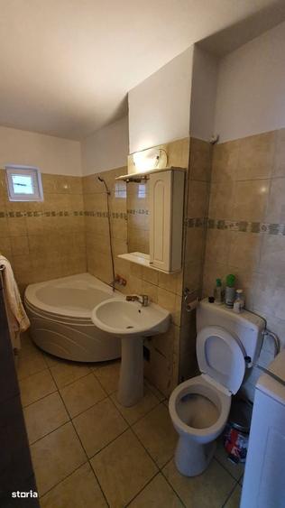 Apartament 2 camere decomandat Zona Narcisa - 3