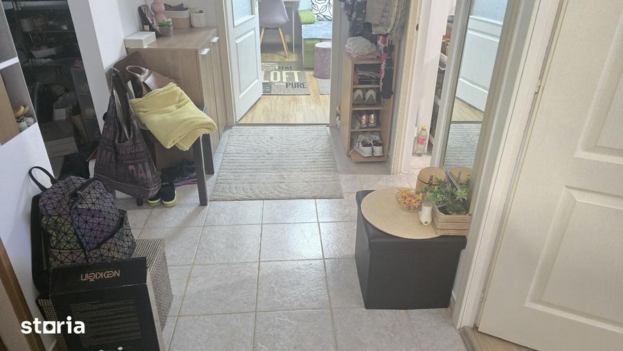 Apartament cu 2 camere decomandat în Piața Centrală