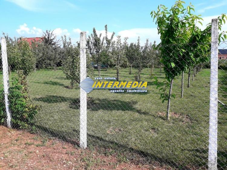 Teren Construcții intravilan de 481 mp, în Nord-Est