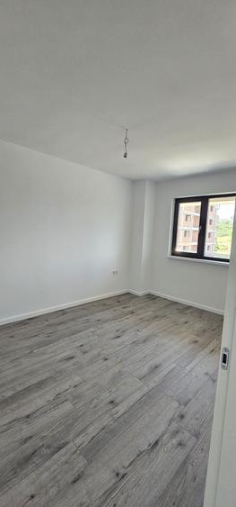 Apartament cu 2 camere decomandat în Vișan