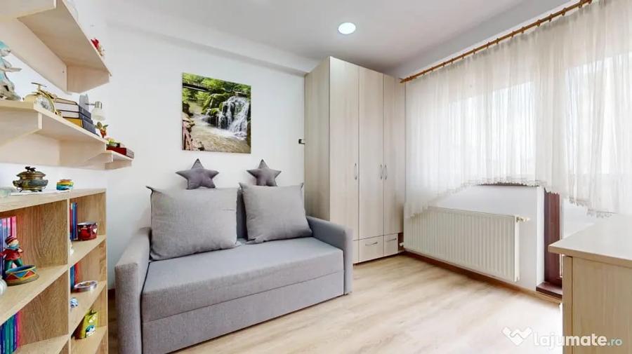 Apartament cu 2 camere decomandat în Central