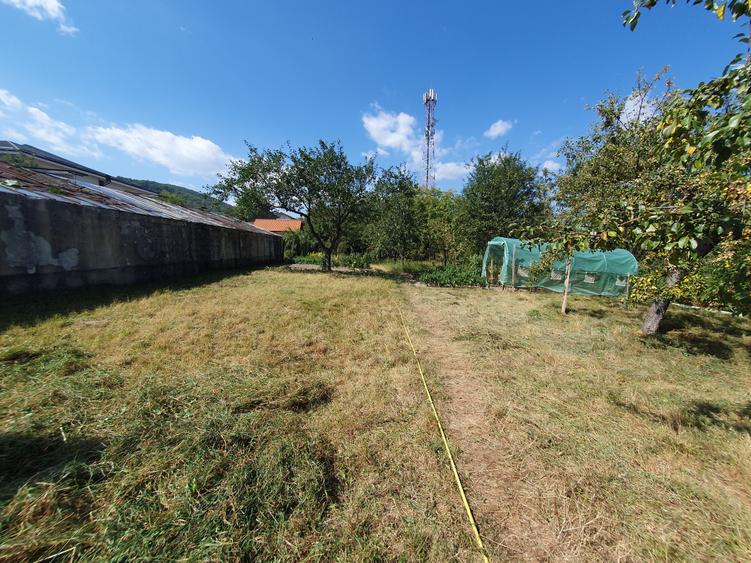 Casă individuală cu 2 camere cu Teren 1000 Mp în Baciu