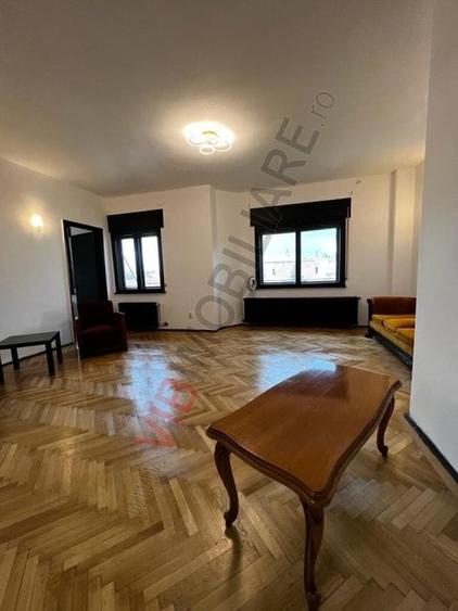 Apartament cu 3 camere circular în Dorobanți