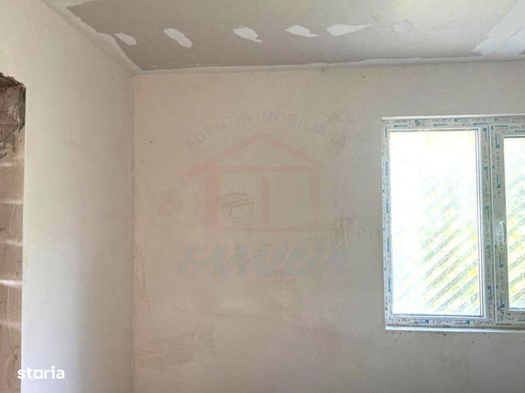 Casă cu 3 camere în Central