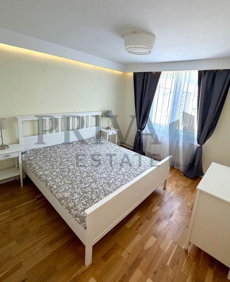Apartament cu 3 camere decomandat, mobilat în Tipografilor