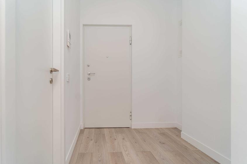 Apartament cu 2 camere semidecomandat în Exterior Vest