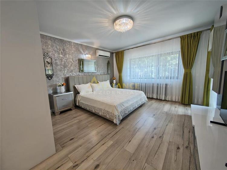 Casă individuală cu 5 camere cu Teren 650 Mp în Berceni