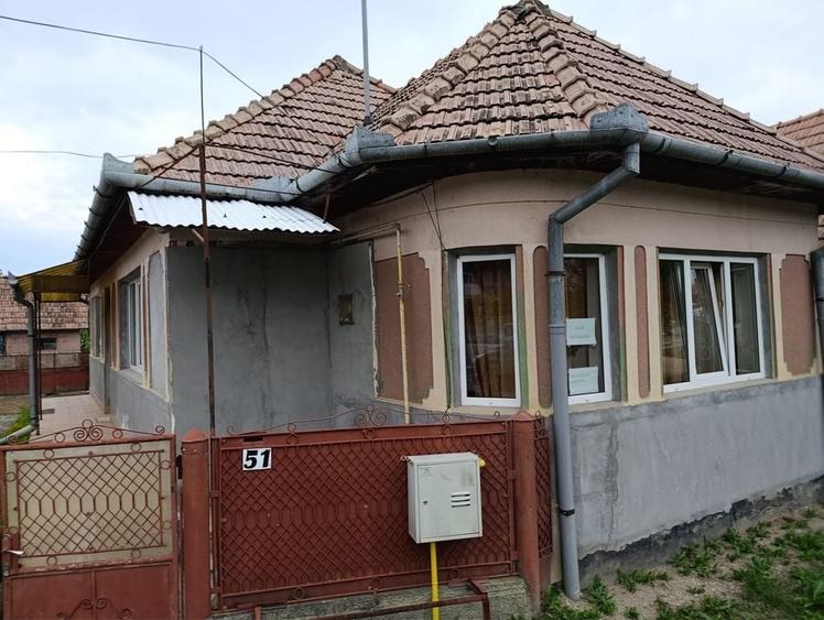 Casă cu 3 camere în Cerghizel