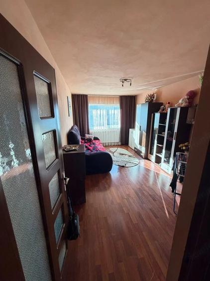 Apartament cu 2 camere decomandat în Electroprecizia