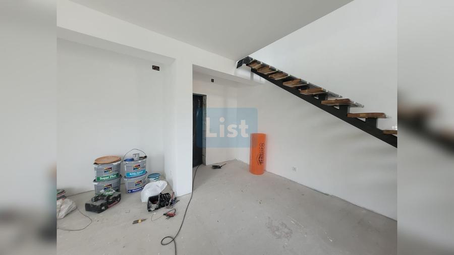 Casă cu 3 camere cu Teren 542 Mp în Central