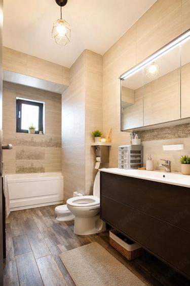 Apartament cu 2 camere decomandat, mobilat în Central