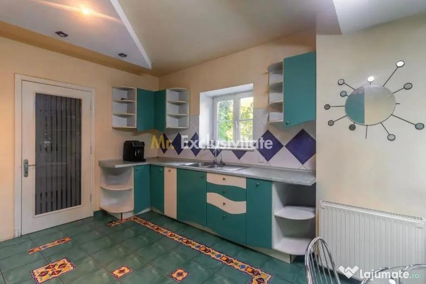 Casă cu 3 camere cu Teren 607 Mp în Central