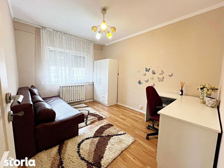 Apartament cu 3 camere decomandat în Decebal