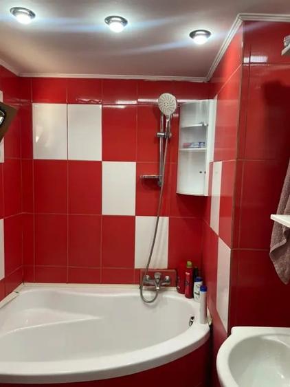 Casă cu 3 camere în Central