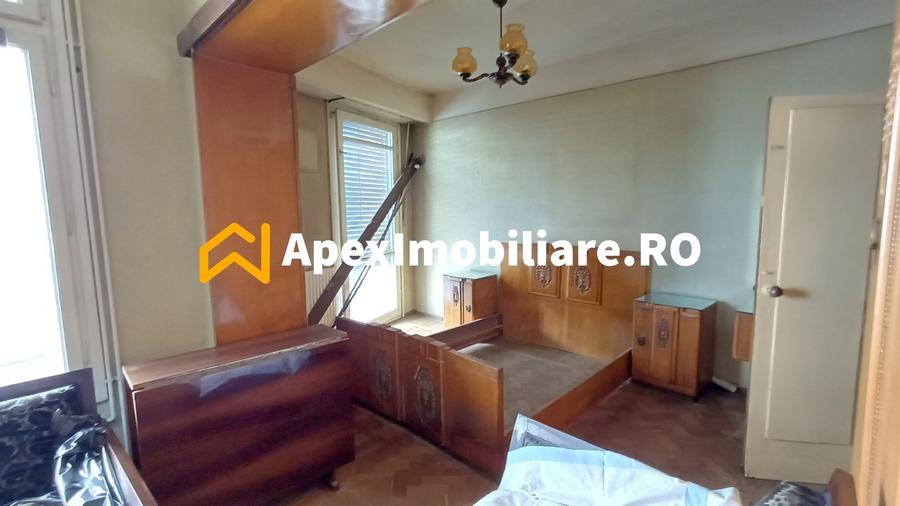 Apartament cu 2 camere semidecomandat în Cișmigiu