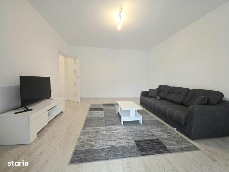 Apartament cu 3 camere decomandat în Vest