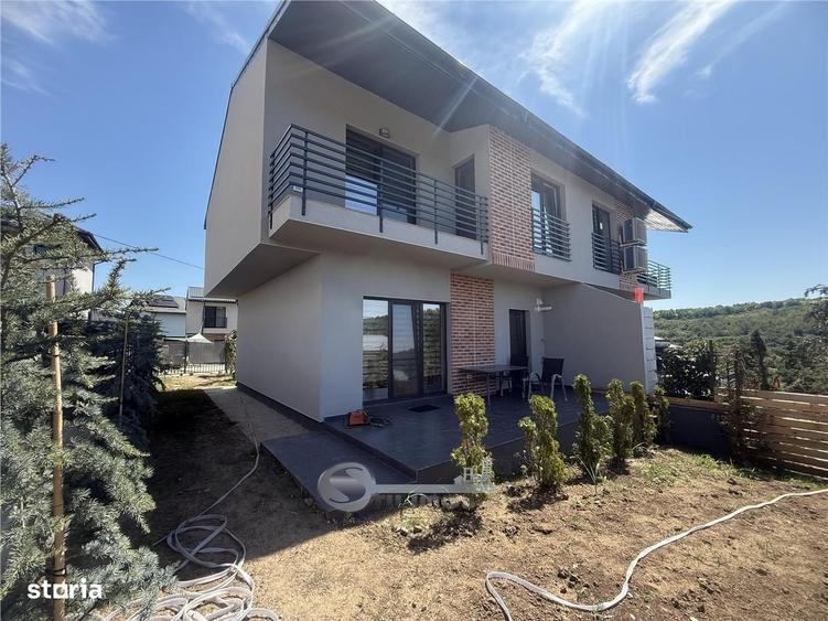 Casă cu 4 camere în Horpaz